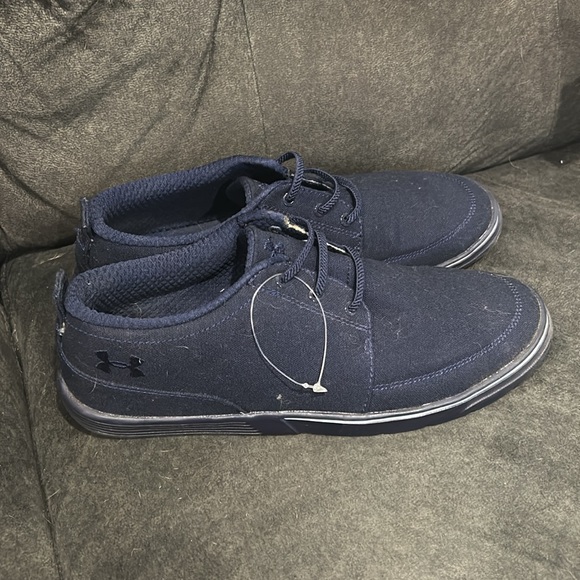 Under armour slip on shoe
M8 - Picture 2 of 4